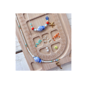 DIY Kinderfeestje – Beach Vibe Jewelry Café at Home